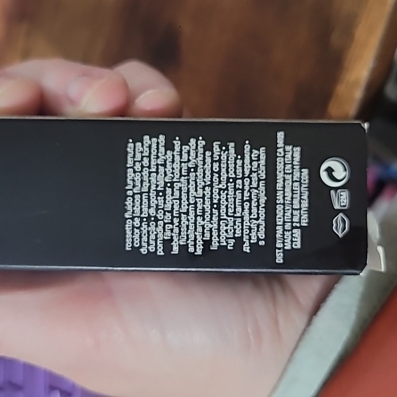 Fenty Undefeated Stunna Lip Paint Longwear Fluid Lip Color NWT Rihanna line - Picture 6 of 6